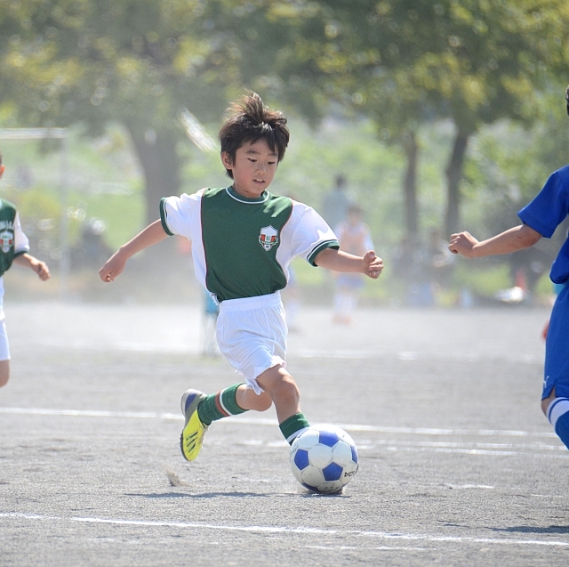 小学校１年生の子供たちがサッカー上達のために必要なこと
